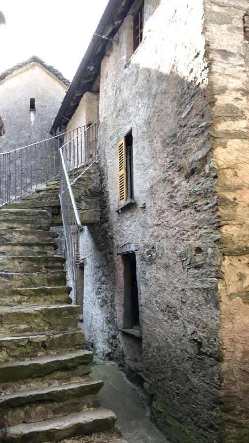 Il Fiume Di Fianco. Appartamento Alta Valsesia Mollia 외부 사진